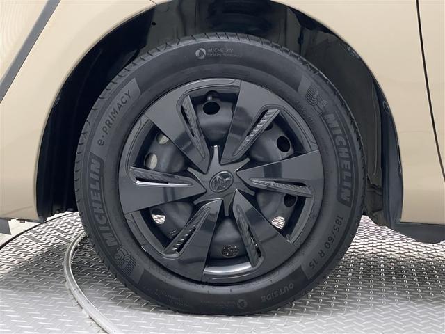 シエンタ ファンベースＧ　グランパー　ＴＳＳ　Ａストップ　Ｂモニタ　ＬＥＤヘッド　横滑り防止　両側電動スライドドア　スマートキー　キーレス　記録簿　ＥＴＣ　ドライブレコーダー　オートエアコン　メモリーナビ　イモビライザー　エアバッグ（6枚目）