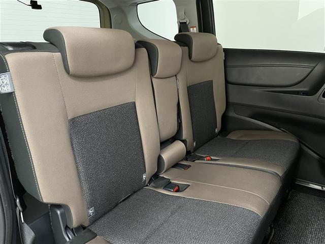 シエンタ ファンベースＧ　グランパー　ＴＳＳ　Ａストップ　Ｂモニタ　ＬＥＤヘッド　横滑り防止　両側電動スライドドア　スマートキー　キーレス　記録簿　ＥＴＣ　ドライブレコーダー　オートエアコン　メモリーナビ　イモビライザー　エアバッグ（17枚目）