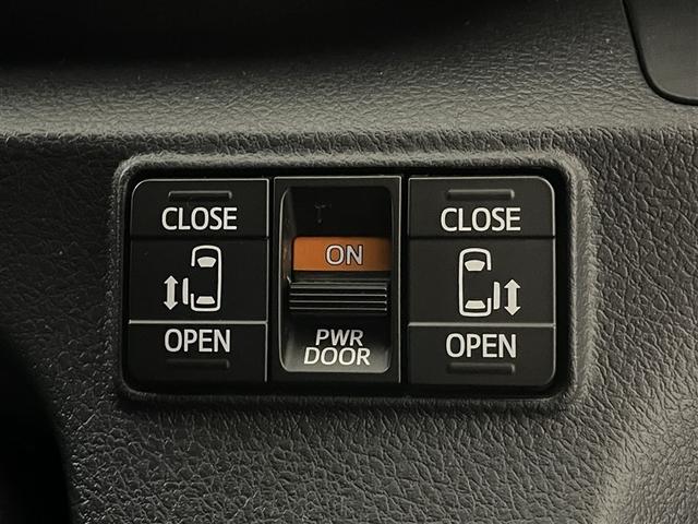 シエンタ ファンベースＧ　グランパー　ＴＳＳ　Ａストップ　Ｂモニタ　ＬＥＤヘッド　横滑り防止　両側電動スライドドア　スマートキー　キーレス　記録簿　ＥＴＣ　ドライブレコーダー　オートエアコン　メモリーナビ　イモビライザー　エアバッグ（28枚目）