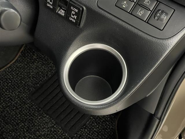 シエンタ ファンベースＧ　グランパー　ＴＳＳ　Ａストップ　Ｂモニタ　ＬＥＤヘッド　横滑り防止　両側電動スライドドア　スマートキー　キーレス　記録簿　ＥＴＣ　ドライブレコーダー　オートエアコン　メモリーナビ　イモビライザー　エアバッグ（34枚目）