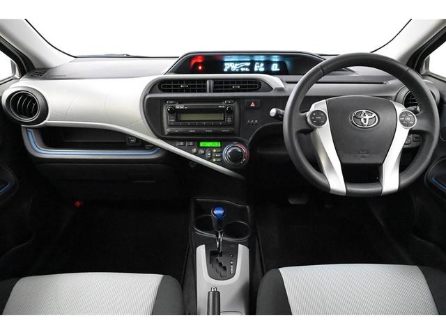 アクア Ｓ　キーレスエントリ　ワンオーナー車　オートエアコン　デュアルエアバック　ＥＳＣ　パワーウィンドウ　ＡＵＸ端子　ＳＲＳ　パワーステアリング　ＡＢＳ　記録簿付（7枚目）