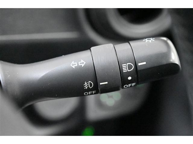 アクア Ｓ　キーレスエントリ　ワンオーナー車　オートエアコン　デュアルエアバック　ＥＳＣ　パワーウィンドウ　ＡＵＸ端子　ＳＲＳ　パワーステアリング　ＡＢＳ　記録簿付（20枚目）