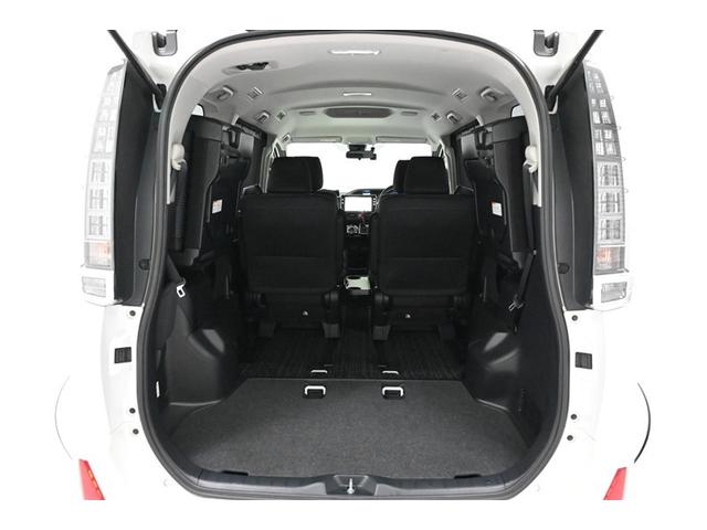 ヴォクシー ZS 煌II スマートキー・プッシュスタート バックガイドモニター セキュリティアラーム 両側パワスラドア ETC車載器 地デジテレビ 記録簿付き VSC LEDライト 助手席エアバック キーレスエントリー AC(17枚目)