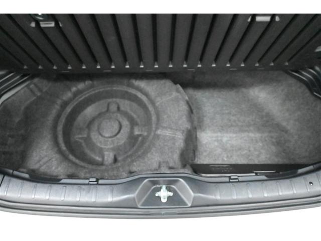 ヴォクシー ZS 煌II スマートキー・プッシュスタート バックガイドモニター セキュリティアラーム 両側パワスラドア ETC車載器 地デジテレビ 記録簿付き VSC LEDライト 助手席エアバック キーレスエントリー AC(34枚目)