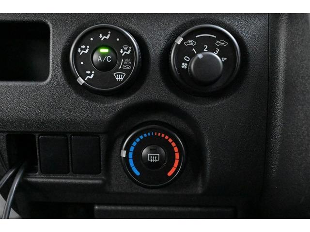 ハイエースバン ＤＸ　ＧＬパッケージ　Ｂカメラ　ＬＥＤ　リモコンキー　横滑り防止　オートエアコン　パワーウィンドウ　エアバッグ　ＡＣ１００Ｖ　ＡＵＸ入力　パワステ　盗難防止装置　ＡＢＳ　メンテナンスノート　ＥＴＣ　ドラレコ　アルミホイール（30枚目）