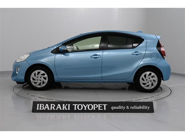 アクア Ｇ　誤発進抑制機能　バックモニタ　セキュリティー　メンテナンスノート　デュアルエアバック　ナビＴＶ　パワーウィンドウ　ＥＳＣ　ＡＴエアコン　ＡＢＳ　パワーステアリング　オートクルーズ　運転席エアバッグ（4枚目）