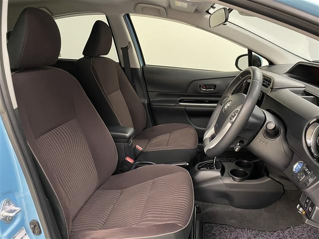 アクア Ｇ　誤発進抑制機能　バックモニタ　セキュリティー　メンテナンスノート　デュアルエアバック　ナビＴＶ　パワーウィンドウ　ＥＳＣ　ＡＴエアコン　ＡＢＳ　パワーステアリング　オートクルーズ　運転席エアバッグ（13枚目）