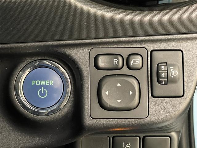 アクア Ｇ　誤発進抑制機能　バックモニタ　セキュリティー　メンテナンスノート　デュアルエアバック　ナビＴＶ　パワーウィンドウ　ＥＳＣ　ＡＴエアコン　ＡＢＳ　パワーステアリング　オートクルーズ　運転席エアバッグ（21枚目）