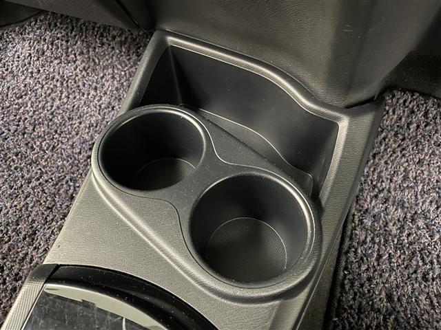 アクア Ｇ　誤発進抑制機能　バックモニタ　セキュリティー　メンテナンスノート　デュアルエアバック　ナビＴＶ　パワーウィンドウ　ＥＳＣ　ＡＴエアコン　ＡＢＳ　パワーステアリング　オートクルーズ　運転席エアバッグ（28枚目）