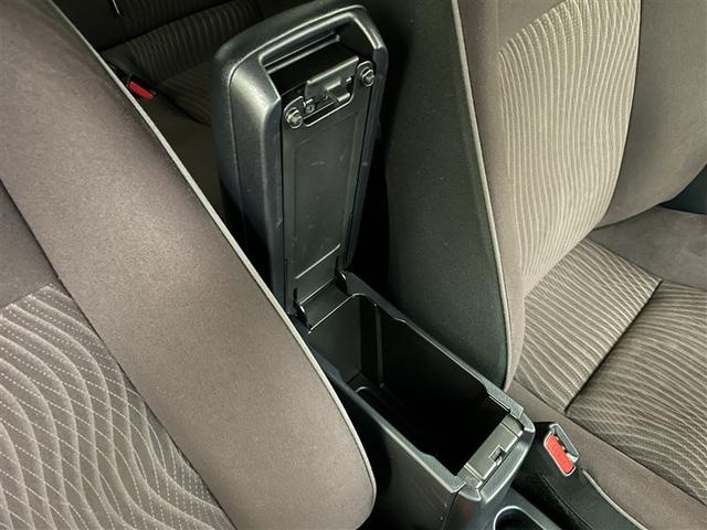 アクア Ｇ　誤発進抑制機能　バックモニタ　セキュリティー　メンテナンスノート　デュアルエアバック　ナビＴＶ　パワーウィンドウ　ＥＳＣ　ＡＴエアコン　ＡＢＳ　パワーステアリング　オートクルーズ　運転席エアバッグ（29枚目）