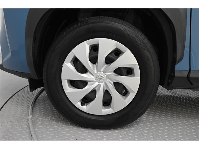 ヤリスクロス X プリクラッシュセーフティシステム フルセグTV 横滑防止装置 エアコン オートクルーズコントロール 盗難防止システム キーレス バックガイドモニター パワーウインドウ 記録簿 ナビ&TV メモリーナビ(4枚目)