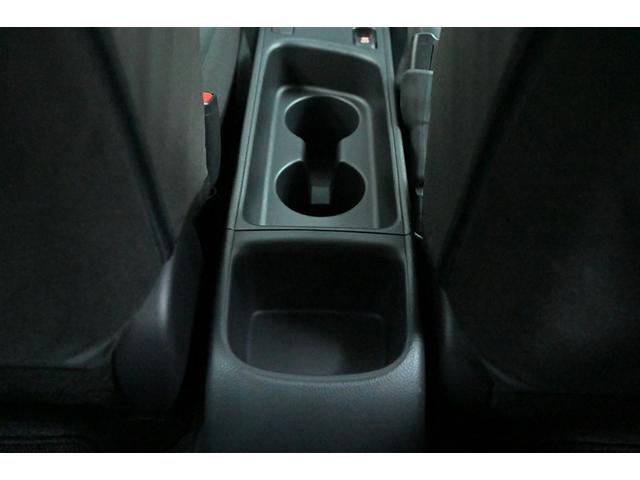 ヤリスクロス X プリクラッシュセーフティシステム フルセグTV 横滑防止装置 エアコン オートクルーズコントロール 盗難防止システム キーレス バックガイドモニター パワーウインドウ 記録簿 ナビ&TV メモリーナビ(17枚目)