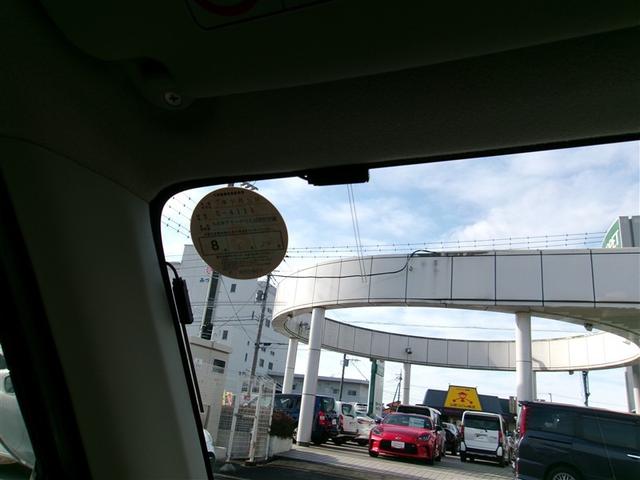 アルトラパン Ｓ　アイドリングストップ車　Ｓキー　ブレーキサポート　イモビライザー　Ｂカメラ　地デジＴＶ　横滑り防止システム　助手席エアバック　ＤＶＤ再生　フルオートエアコン　キーレスエントリーシステム　ナビＴＶ（21枚目）