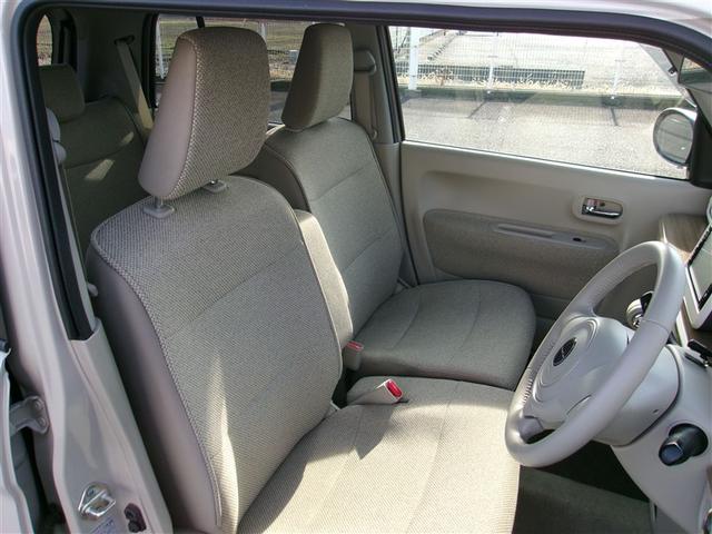 アルトラパン Ｓ　アイドリングストップ車　Ｓキー　ブレーキサポート　イモビライザー　Ｂカメラ　地デジＴＶ　横滑り防止システム　助手席エアバック　ＤＶＤ再生　フルオートエアコン　キーレスエントリーシステム　ナビＴＶ（23枚目）