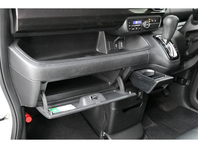 Ｎ－ＢＯＸカスタム Ｇ・Ｌターボホンダセンシング　横滑り防止機能　ＥＴＣ搭載　ＬＥＤヘットライト　ＡＢＳ　地デジ　ＤＶＤ視聴可能　ドライブレコーダ　セキュリティアラーム　ナビＴＶ付　整備記録簿有　メモリナビ　フロントベンチシート　Ｗエアバック　ＰＳ（32枚目）