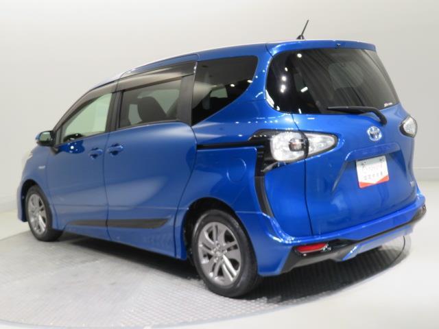 シエンタ ハイブリッドG 衝突被害軽減システム ETC ドラレコ 両側電動スライド 乗車定員7人 3列シート スマートキー キーレス ハイブリッド(4枚目)