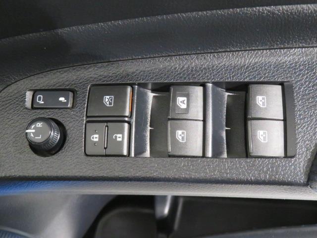 シエンタ ハイブリッドG 衝突被害軽減システム ETC ドラレコ 両側電動スライド 乗車定員7人 3列シート スマートキー キーレス ハイブリッド(14枚目)