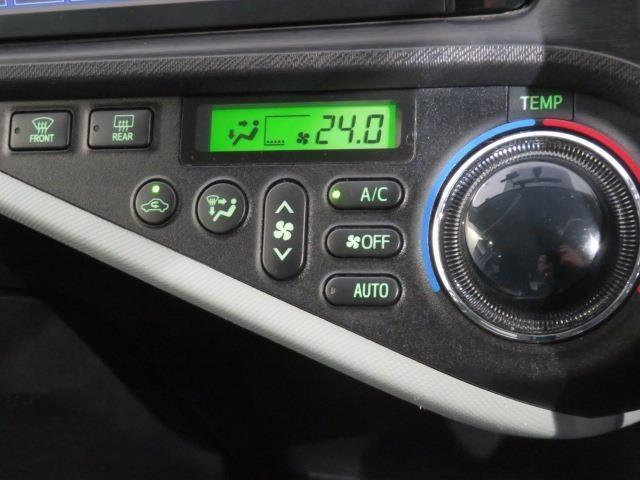 アクア S バックカメラ ETC スマートキー キーレス ハイブリッド(32枚目)