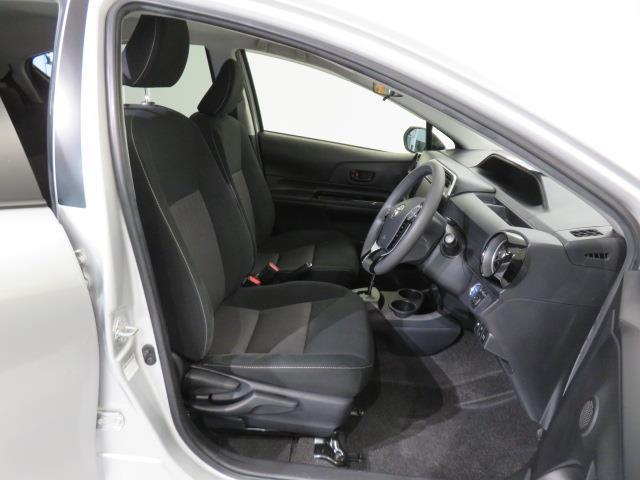 アクア Ｓスタイルブラック　衝突被害軽減システム　ＥＴＣ　ドラレコ　ＬＥＤヘッドランプ　スマートキー　キーレス　ハイブリッド　ワンオーナー（11枚目）