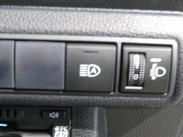 カローラスポーツ ハイブリッドＧ　Ｚ　衝突被害軽減システム　フルセグ　バックカメラ　ＥＴＣ　ミュージックプレイヤー接続可　オートクルーズコントロール　ＬＥＤヘッドランプ　スマートキー　キーレス　ハイブリッド　ワンオーナー（17枚目）