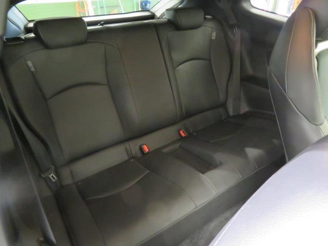 ＧＲヤリス ＲＺ　ハイパフォーマンス　６速マニュアル　衝突被害軽減システム　バックカメラ　ＥＴＣ　ハーフレザー　オートクルーズコントロール　ＬＥＤヘッドランプ　スマートキー　キーレス　４ＷＤ　ワンオーナー（12枚目）