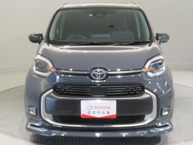 シエンタ ハイブリッドZ 衝突被害軽減システム バックカメラ ETC ミュージックプレイヤー接続可 オートクルーズコントロール LEDヘッドランプ 両側電動スライド 乗車定員7人 3列シート スマートキー キーレス(4枚目)