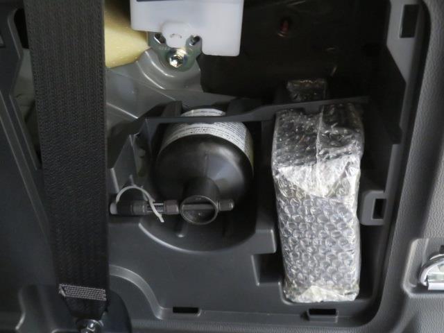 シエンタ ハイブリッドZ 衝突被害軽減システム バックカメラ ETC ミュージックプレイヤー接続可 オートクルーズコントロール LEDヘッドランプ 両側電動スライド 乗車定員7人 3列シート スマートキー キーレス(39枚目)