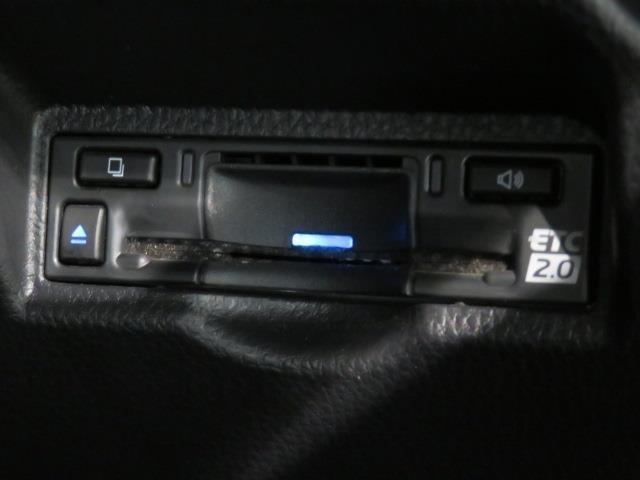 ヴォクシー ハイブリッドS-Z 衝突被害軽減システム バックカメラ ETC ドラレコ ミュージックプレイヤー接続可 オートクルーズコントロール LEDヘッドランプ 両側電動スライド 乗車定員7人 3列シート スマートキー キーレス(17枚目)