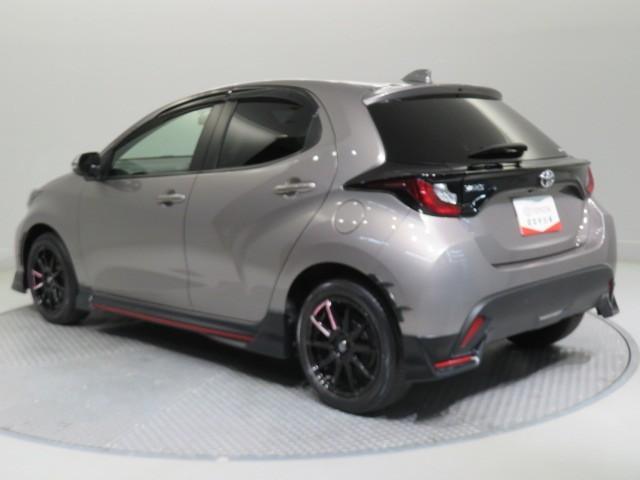 ヤリス Ｘ　６速マニュアル　衝突被害軽減システム　バックカメラ　ＥＴＣ　ドラレコ　ミュージックプレイヤー接続可　ＬＥＤヘッドランプ　キーレス　ワンオーナー（6枚目）