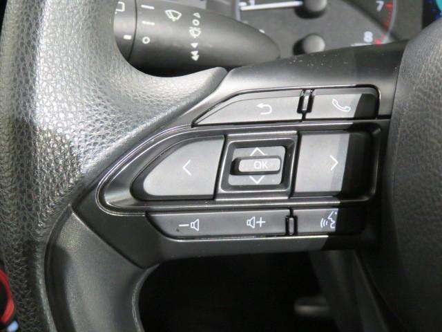 ヤリス Ｘ　６速マニュアル　衝突被害軽減システム　バックカメラ　ＥＴＣ　ドラレコ　ミュージックプレイヤー接続可　ＬＥＤヘッドランプ　キーレス　ワンオーナー（21枚目）