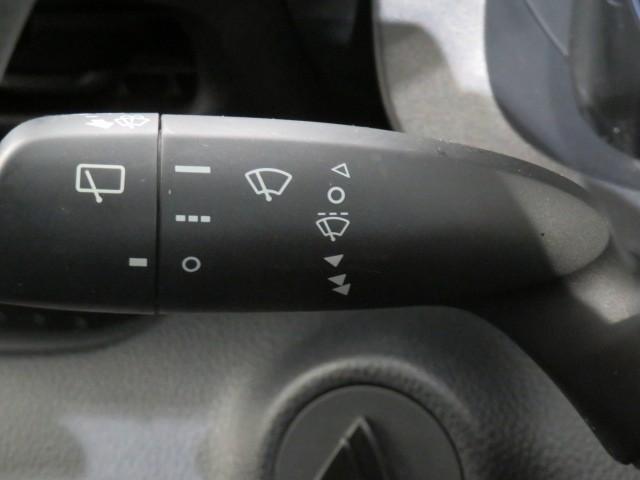 ヤリス Ｘ　６速マニュアル　衝突被害軽減システム　バックカメラ　ＥＴＣ　ドラレコ　ミュージックプレイヤー接続可　ＬＥＤヘッドランプ　キーレス　ワンオーナー（23枚目）