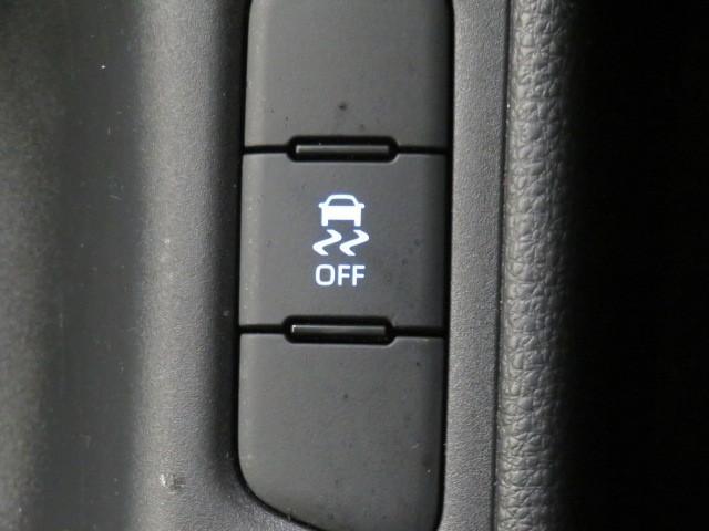 ヤリス Ｘ　６速マニュアル　衝突被害軽減システム　バックカメラ　ＥＴＣ　ドラレコ　ミュージックプレイヤー接続可　ＬＥＤヘッドランプ　キーレス　ワンオーナー（30枚目）