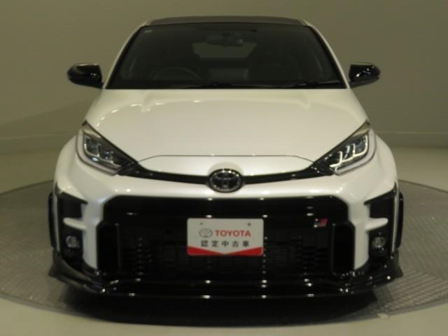 ＧＲヤリス ＲＺ　ハイパフォーマンス　６速マニュアル　ＥＴＣ　ドラレコ　ＬＥＤヘッドランプ　スマートキー　キーレス　４ＷＤ　ワンオーナー（4枚目）