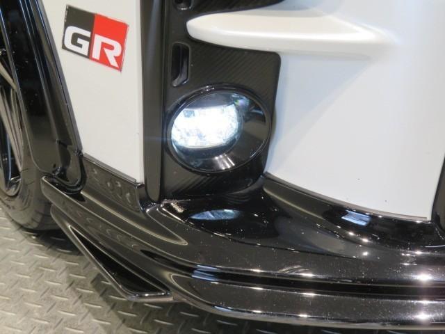 ＧＲヤリス ＲＺ　ハイパフォーマンス　６速マニュアル　ＥＴＣ　ドラレコ　ＬＥＤヘッドランプ　スマートキー　キーレス　４ＷＤ　ワンオーナー（11枚目）