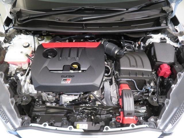 ＧＲヤリス ＲＺ　ハイパフォーマンス　６速マニュアル　ＥＴＣ　ドラレコ　ＬＥＤヘッドランプ　スマートキー　キーレス　４ＷＤ　ワンオーナー（12枚目）