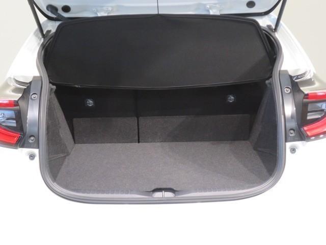 ＧＲヤリス ＲＺ　ハイパフォーマンス　６速マニュアル　ＥＴＣ　ドラレコ　ＬＥＤヘッドランプ　スマートキー　キーレス　４ＷＤ　ワンオーナー（13枚目）