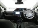 シンプルながら機能性あふれる運転席廻りです。視界性もよく、運転しやすいですよ。