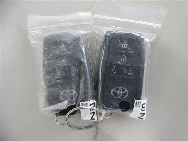 シエンタ ハイブリッドＺ　フルセグ　メモリーナビ　ミュージックプレイヤー接続可　バックカメラ　衝突被害軽減システム　ＥＴＣ　ドラレコ　両側電動スライド　ＬＥＤヘッドランプ　ウオークスルー　乗車定員７人　３列シート　記録簿（26枚目）