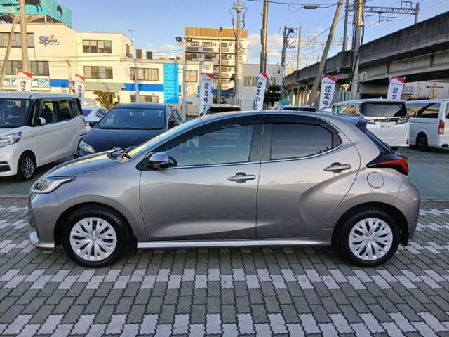 ヤリス Ｚ　メモリーナビ　ミュージックプレイヤー接続可　バックカメラ　衝突被害軽減システム　ＥＴＣ　ＬＥＤヘッドランプ（7枚目）