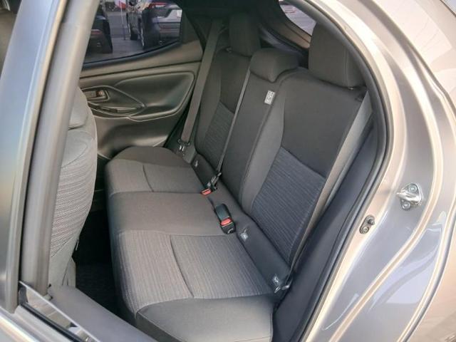 ヤリス Ｚ　メモリーナビ　ミュージックプレイヤー接続可　バックカメラ　衝突被害軽減システム　ＥＴＣ　ＬＥＤヘッドランプ（20枚目）