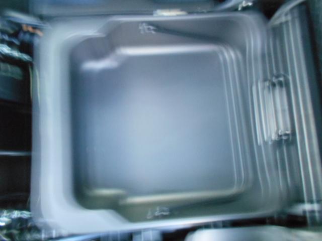 スペーシアカスタム スペーシアカスタム XS 全方位モニター付き8インチナビ装着(17枚目)