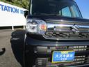 スペーシア ＨＹＢＲＩＤ　Ｘ　セーフティプラスパッケージ　ナビ装備　バックカメラ　オートライト　Ｂｌｕｅｔｏｏｔｈ　スライドドア　全方位カメラ付ナビ　プッシュスタート　シートヒーター　オートエアコン　スズキセーフティーサポート　アイドリングストップ　横滑り防止機能（4枚目）