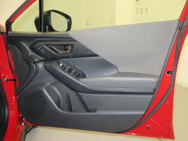 クロストレック Limited 元弊社社用車 標準ナビ・全方位カメラ付(36枚目)