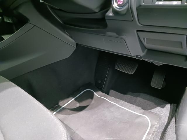 インプレッサ ＳＴ　元弊社社用車　ナビ機能レス仕様（11枚目）