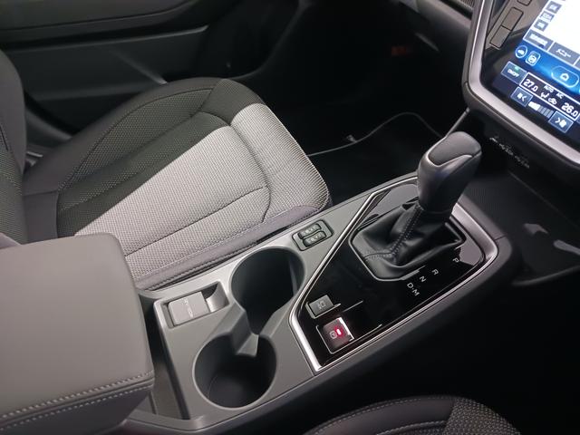 クロストレック Ｌｉｍｉｔｅｄ　元弊社社用車　ナビ機能付（25枚目）