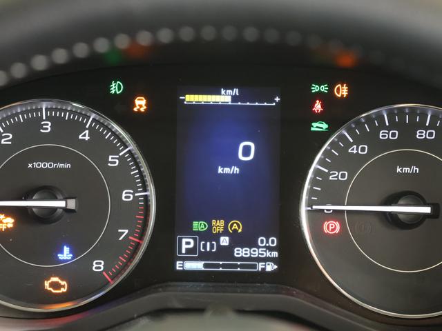 インプレッサG4 2.0i-Sアイサイト 本革シート/ビルトインナビ/ETC(6枚目)