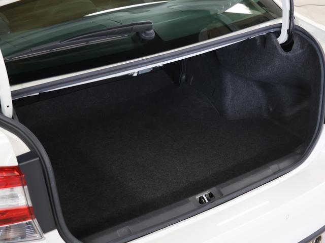 インプレッサG4 2.0i-Sアイサイト 本革シート/ビルトインナビ/ETC(17枚目)