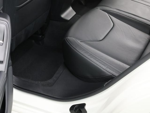 インプレッサG4 2.0i-Sアイサイト 本革シート/ビルトインナビ/ETC(25枚目)