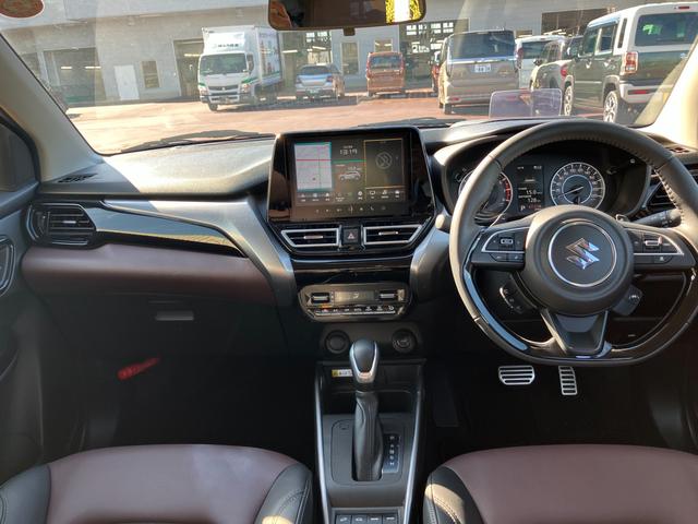 フロンクス １型　★フロンクス入荷しました★　４ＷＤ　純正ナビ　全方位カメラ　オートライト　プッシュスタート　シートヒーター　オートエアコン　衝突被害軽減システム　アイドリングストップ　衝突安全ボディ　盗難防止システム　横滑り防止機能（17枚目）