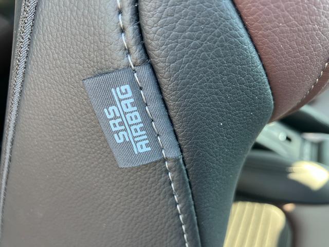 フロンクス １型　★フロンクス入荷しました★　４ＷＤ　純正ナビ　全方位カメラ　オートライト　プッシュスタート　シートヒーター　オートエアコン　衝突被害軽減システム　アイドリングストップ　衝突安全ボディ　盗難防止システム　横滑り防止機能（20枚目）